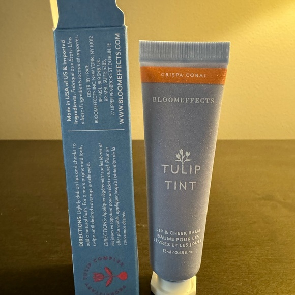 Bloom effects Tulip Tint Lip Cheek Balm Crisp Coral 13 ml .45 fl oz NIB - Picture 3 of 4